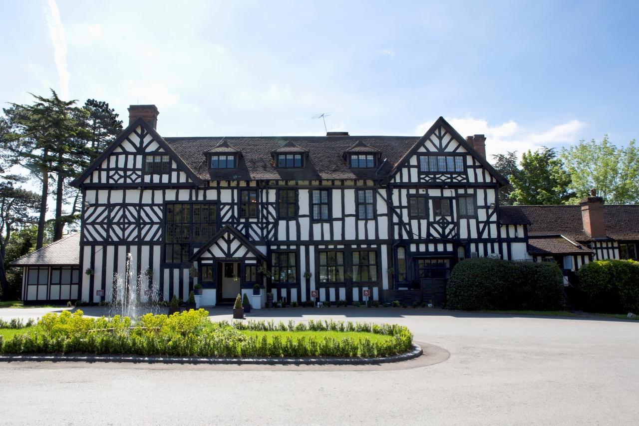 The Manor Elstree Ξενοδοχείο Εξωτερικό φωτογραφία