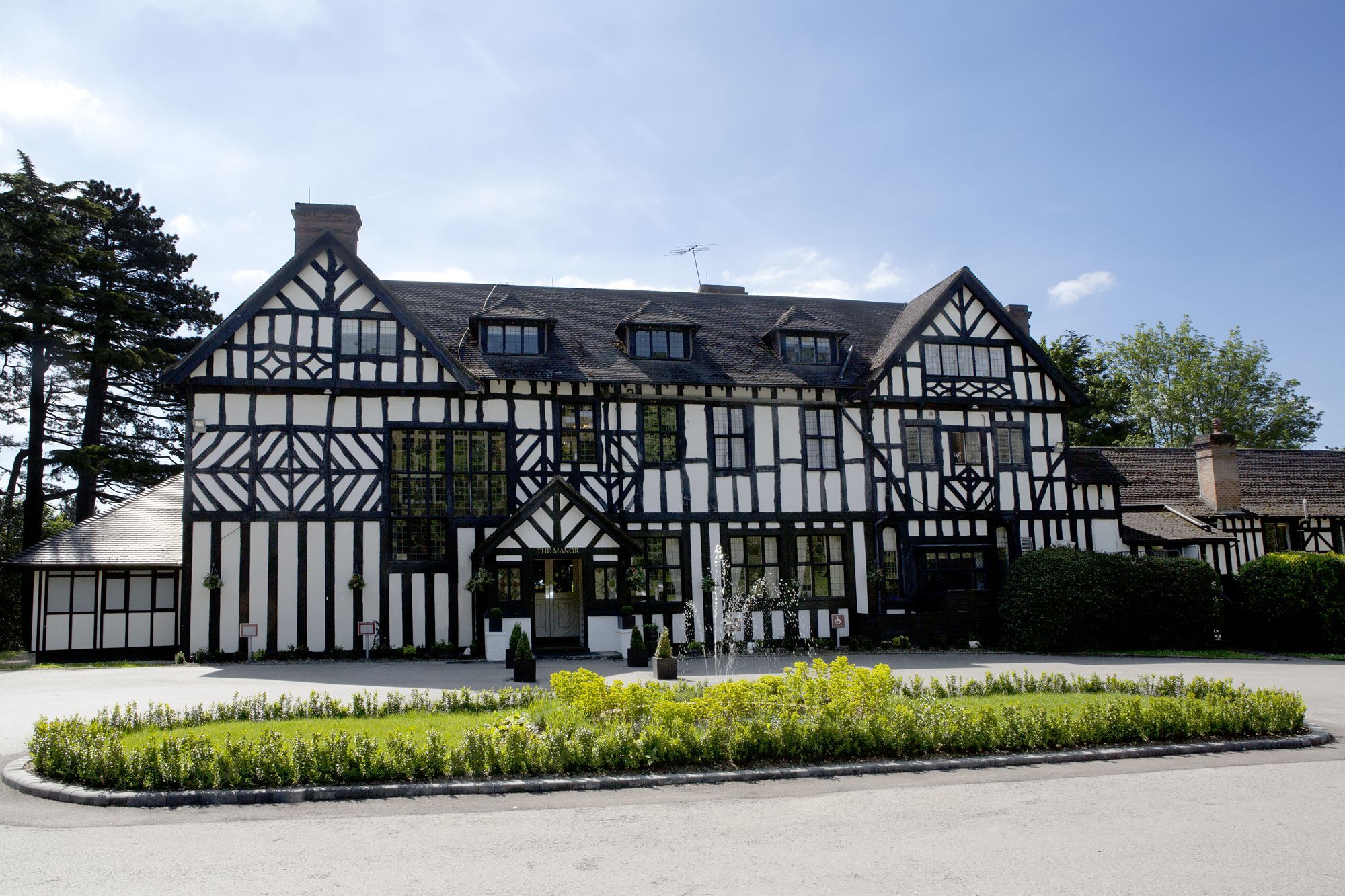 The Manor Elstree Ξενοδοχείο Εξωτερικό φωτογραφία